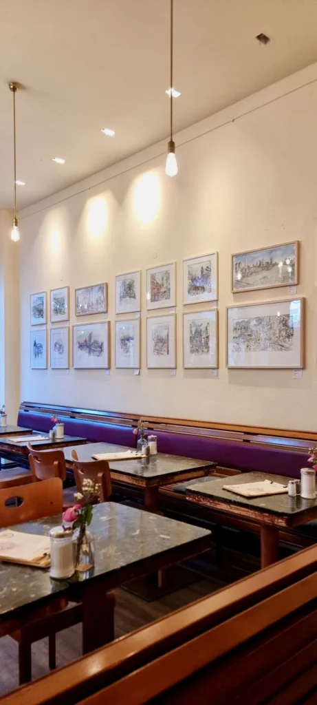 2025-08-10-ausstellung-cafe-karin-sibylle-lienhard - 49_web